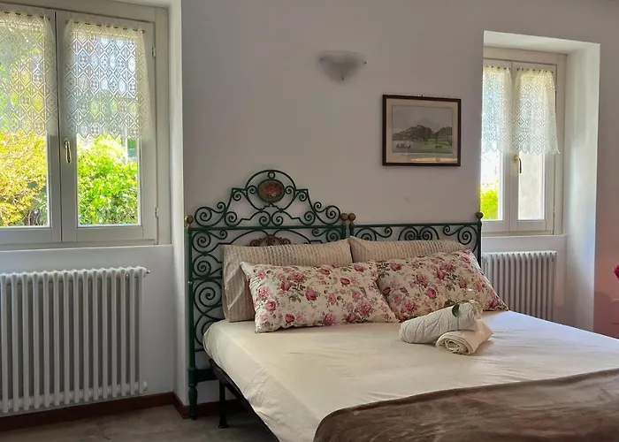 Vecchio Ponte Apartment Domaso